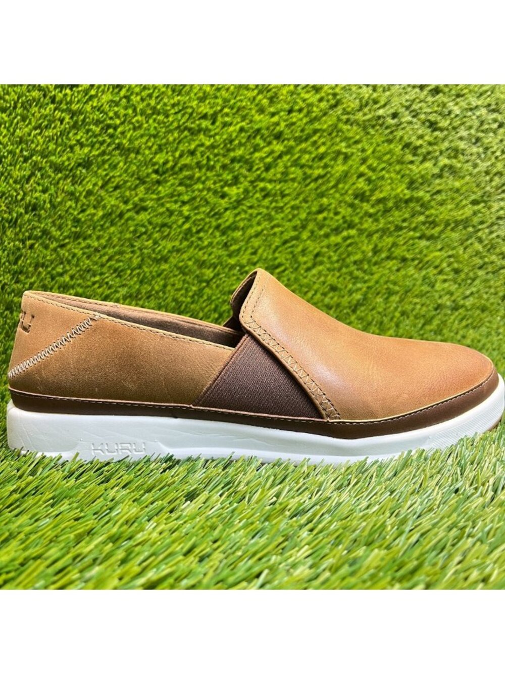 Kuru Roam Atla Womens Size 9 Brown White Casual Walking Leather Slip-On Shoes